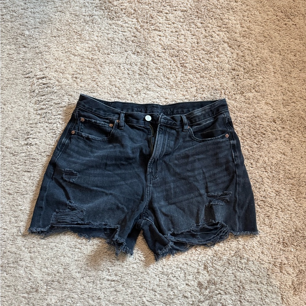 90’s boyfriend shorts